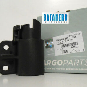 Soporte piloto 4204941m1